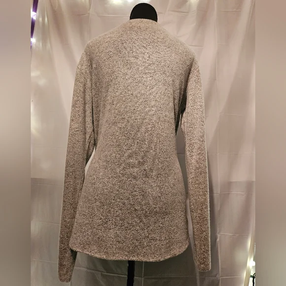 H&M maternity long sleeve  size S - Picture 2 of 11